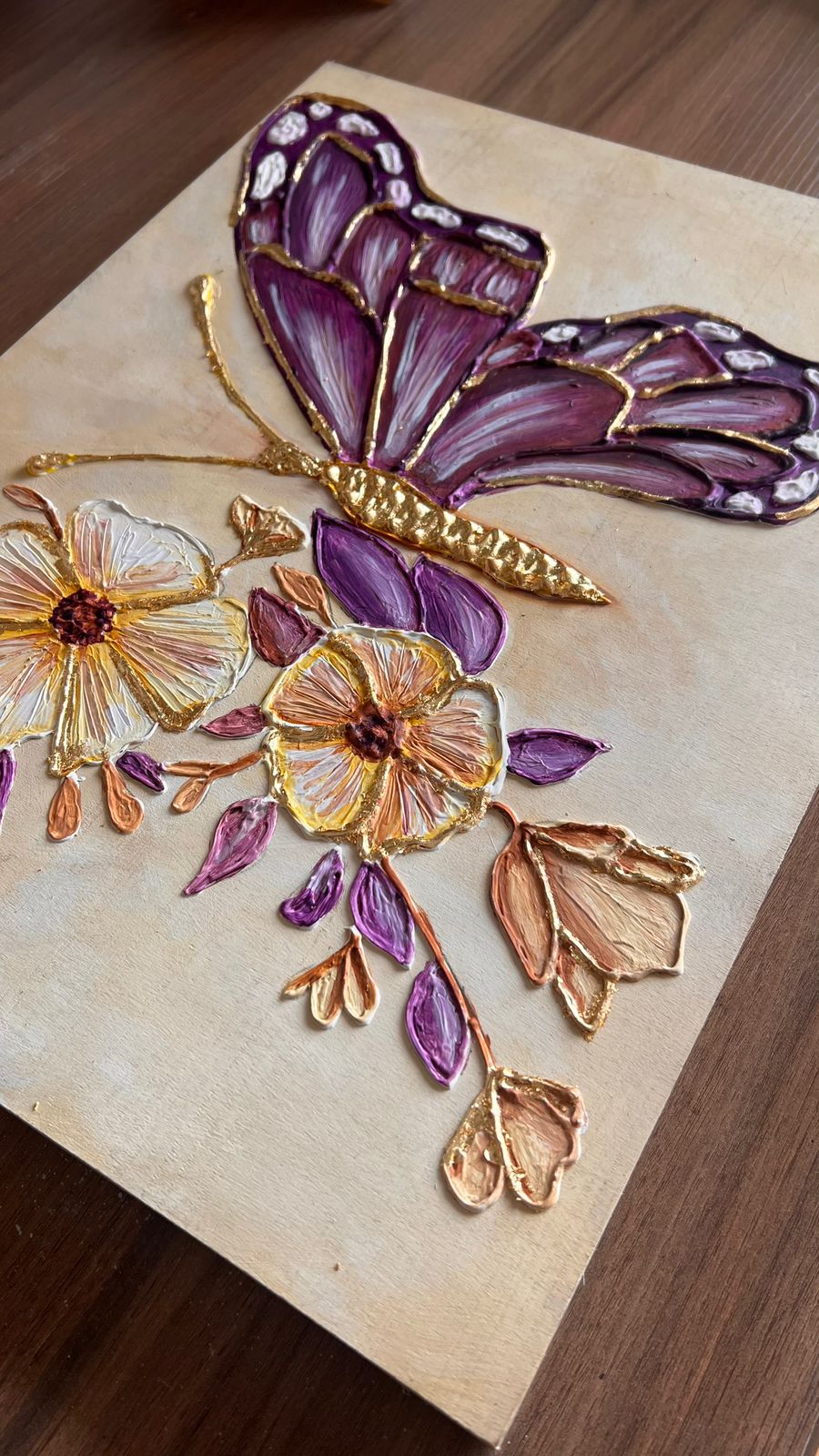 🎨 Curso: “Mariposa en Relieve”